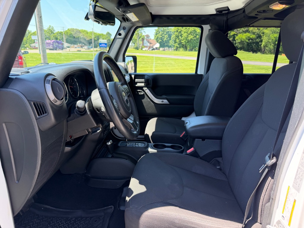 2015 Jeep Wrangler Unlimited Sport - Photo 12