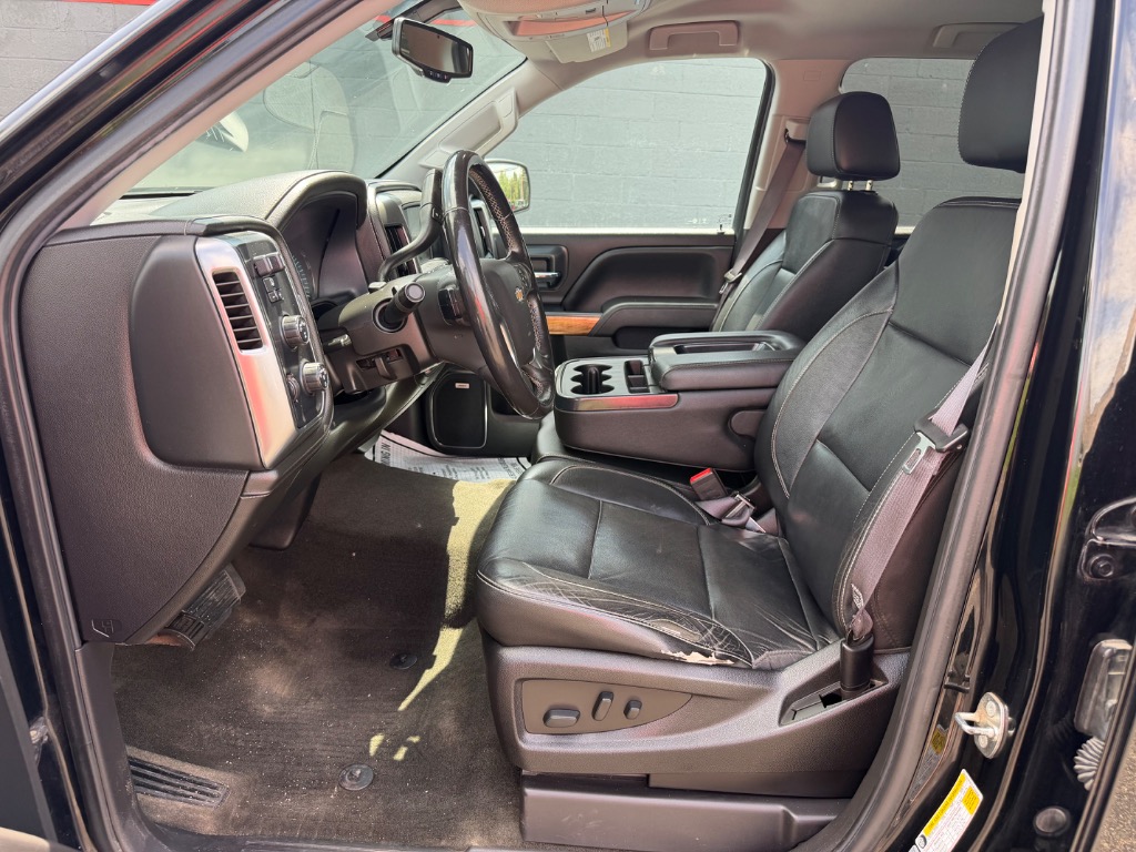 2017 Chevrolet Silverado 1500 LTZ - Photo 10