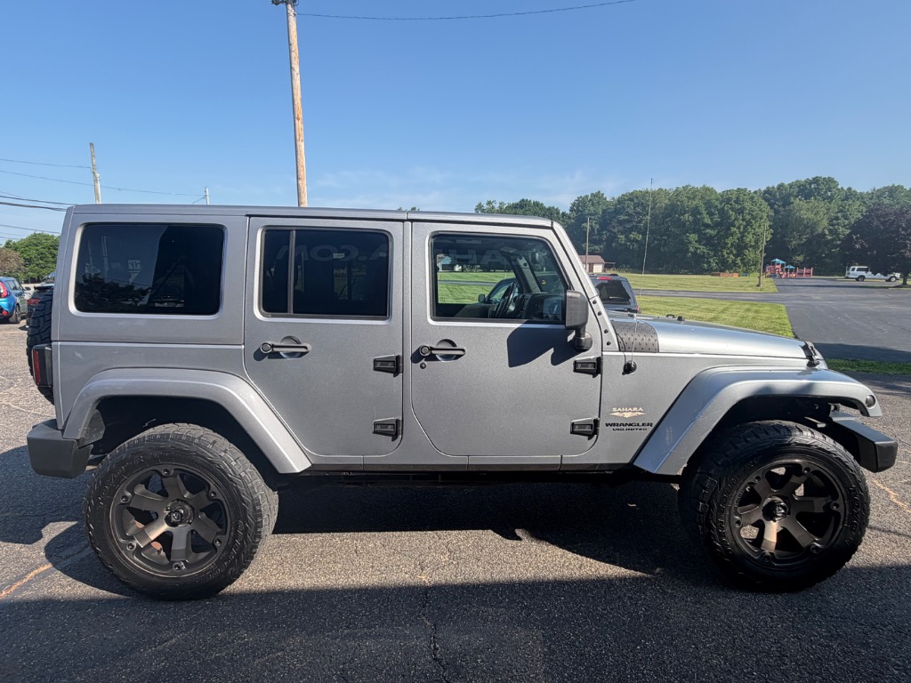 2015 Jeep Wrangler Unlimited Sahara - Photo 6