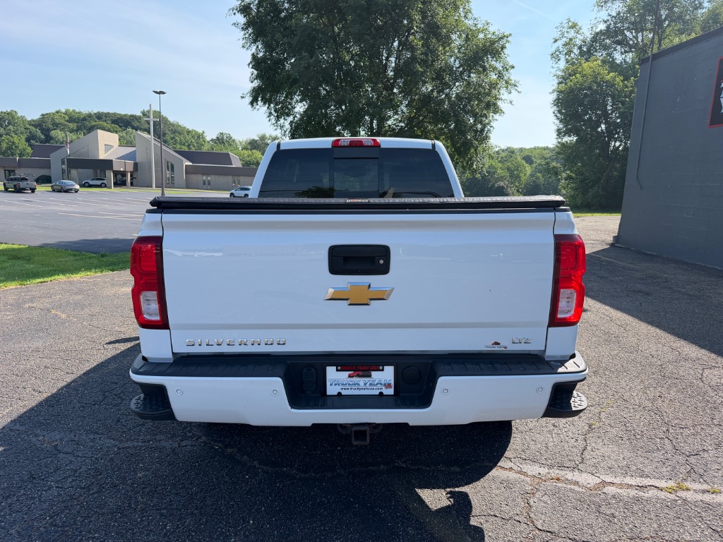 Photo 4 of 2018 Chevrolet Silverado 1500 LTZ