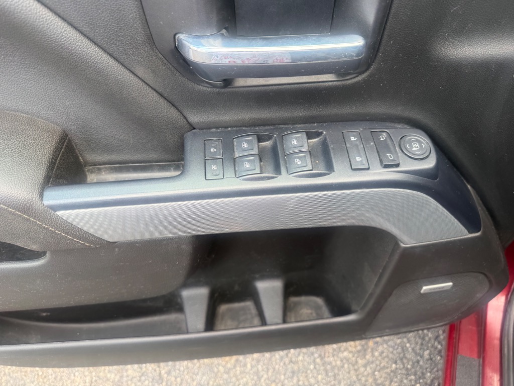 2017 Chevrolet Silverado 1500 LT Z71 - Photo 11