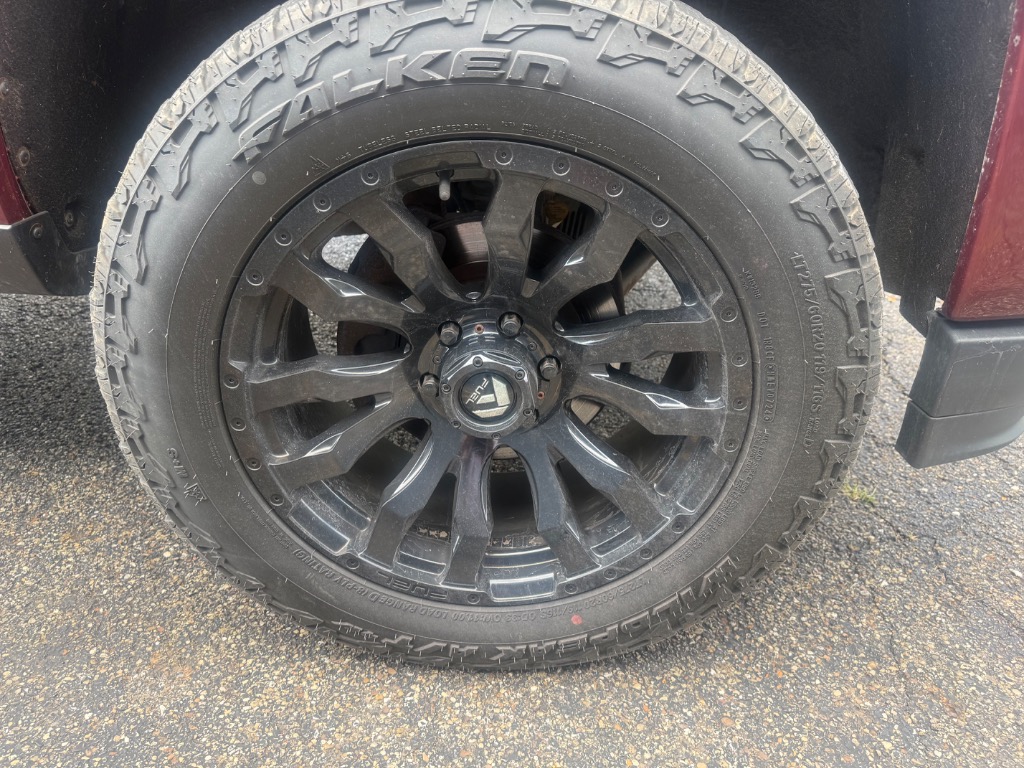 2017 Chevrolet Silverado 1500 LT Z71 - Photo 6