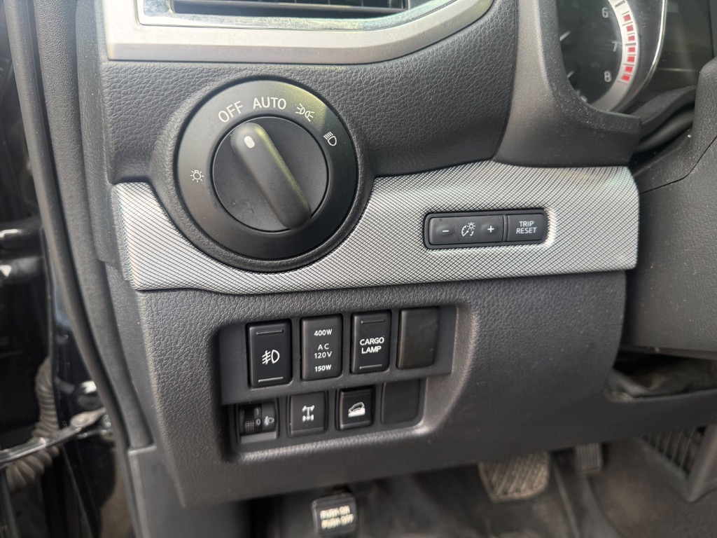 2017 Nissan Titan XD Pro-4X - Photo 14