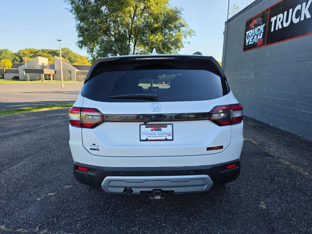 Photo 4 of 2024 Honda Pilot TrailSport