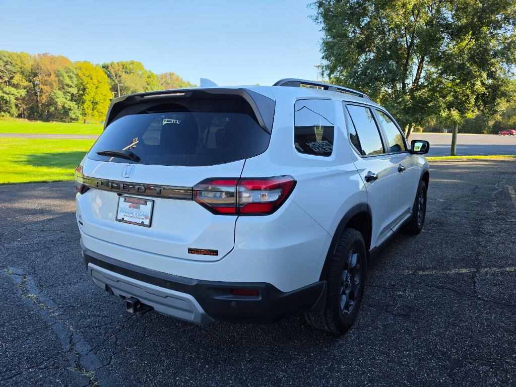Photo 5 of 2024 Honda Pilot TrailSport