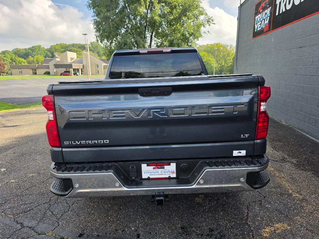 Photo 4 of 2019 Chevrolet Silverado 1500 LT