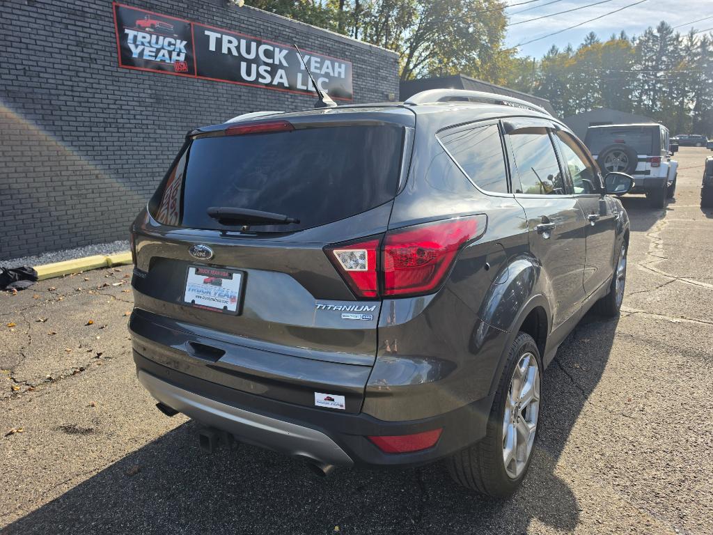 Photo 5 of 2019 Ford Escape Titanium