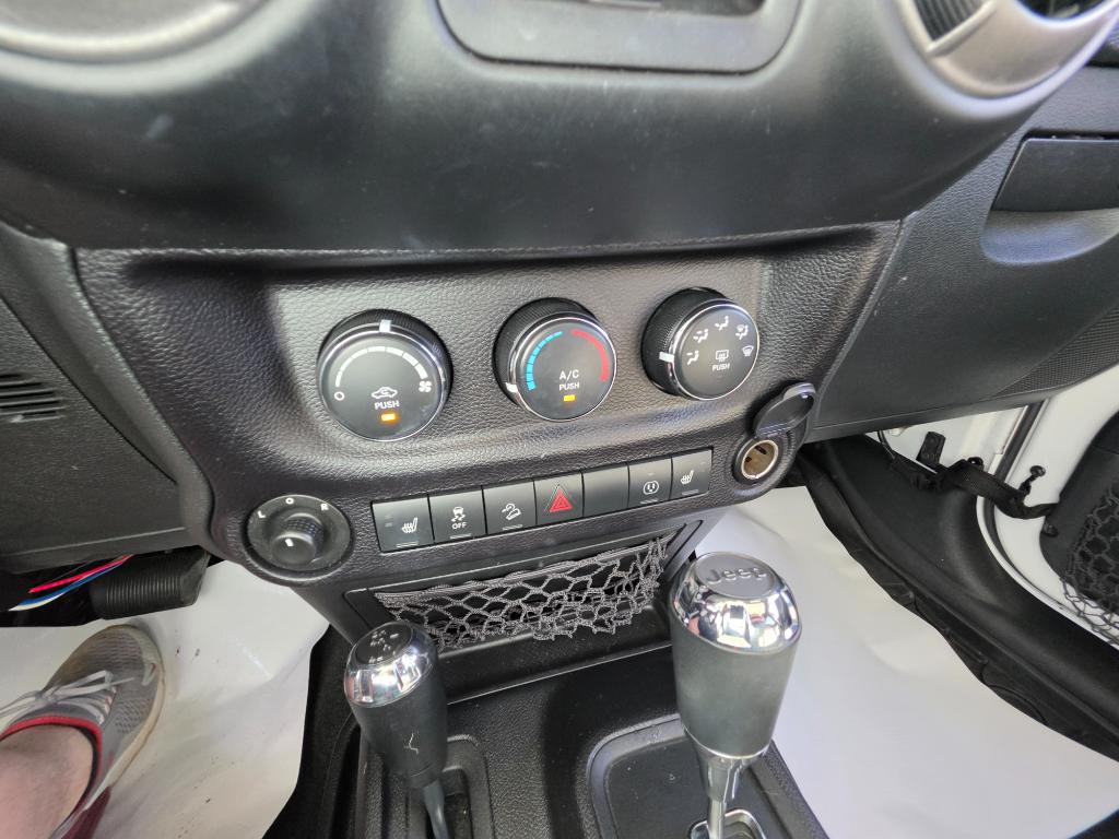 2016 Jeep Wrangler Unlimited Freedom Edition - Photo 15