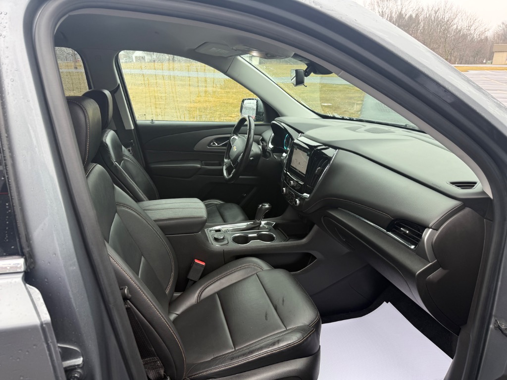 2018 Chevrolet Traverse 3LT - Photo 12