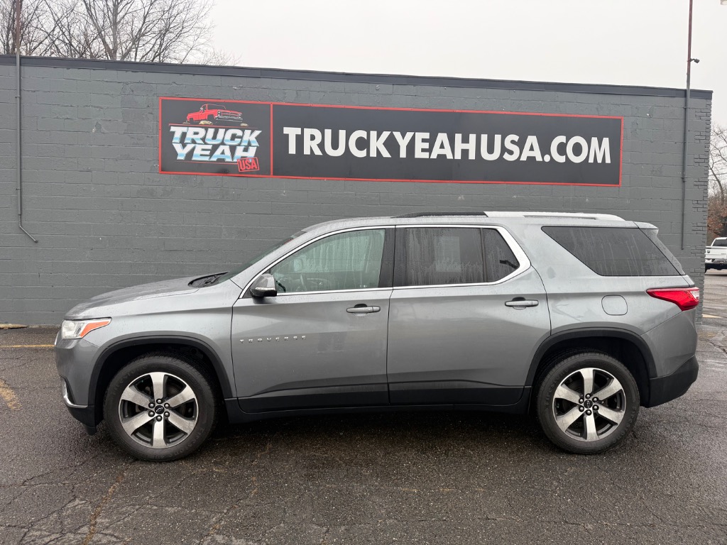 2018 Chevrolet Traverse LT Leather - Image 2