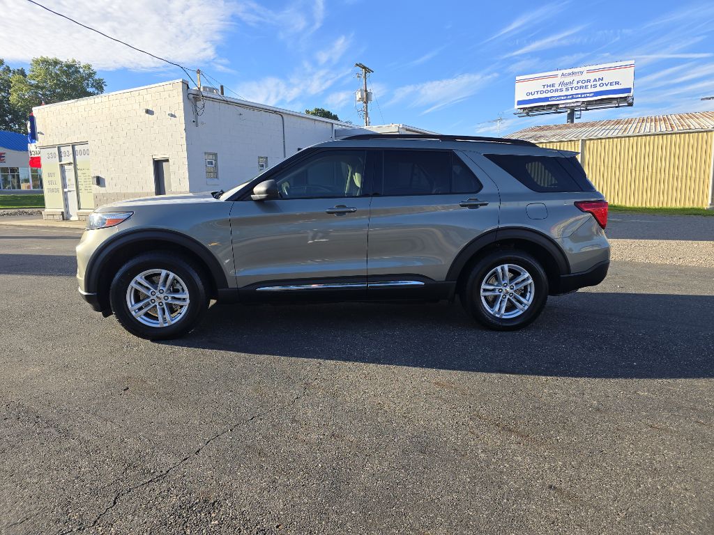 Photo 4 of 2020 Ford Explorer XLT