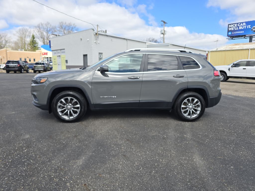 2019 Jeep Cherokee Latitude Plus - Image 2