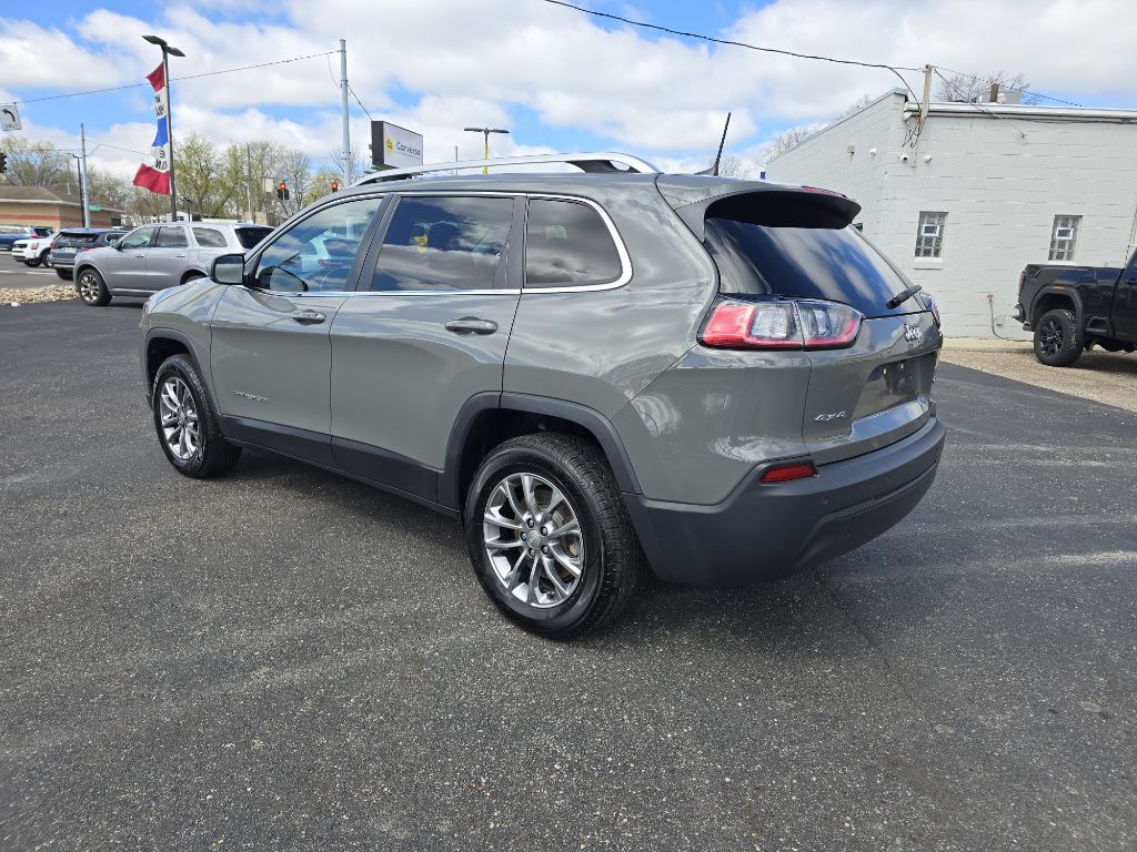 2019 Jeep Cherokee Latitude Plus - Image 3