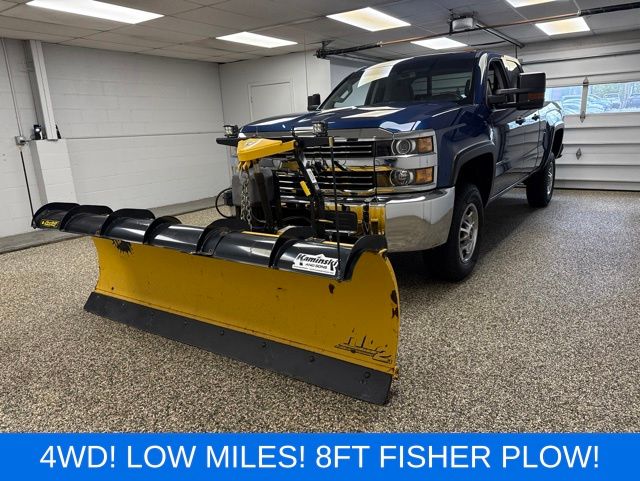 2017 Chevrolet Silverado HD Work Truck 4WD Double Cab Standard Box's photo