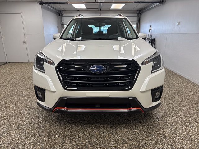 Photo 2 of 2024 Subaru Forester Sport