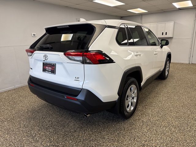 2023 Toyota RAV4 LE - Image 4