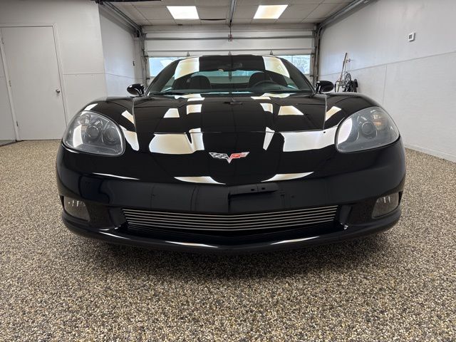 2005 Chevrolet Corvette Base - Image 2