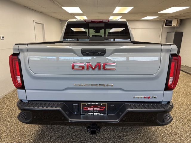 Photo 5 of 2024 GMC Sierra 1500 AT4X