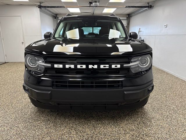 Photo 2 of 2021 Ford Bronco Sport Outer Banks
