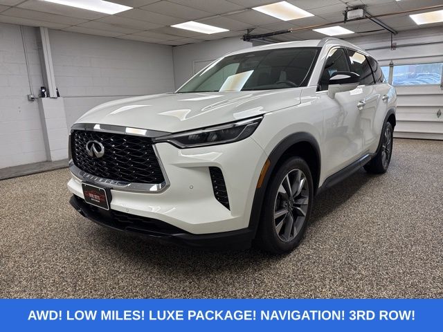2023 INFINITI QX60 LUXE's photo