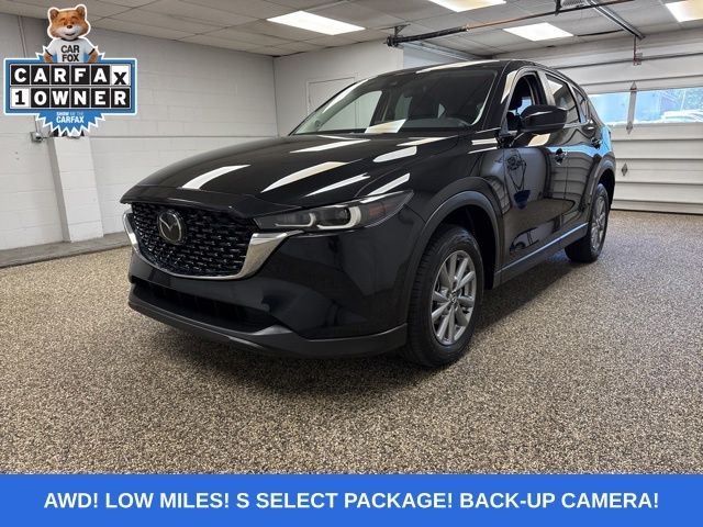 2023 Mazda CX-5 S Select Package Auto AWD's photo