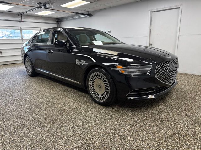 2022 Genesis G90 3.3T Premium - Image 3