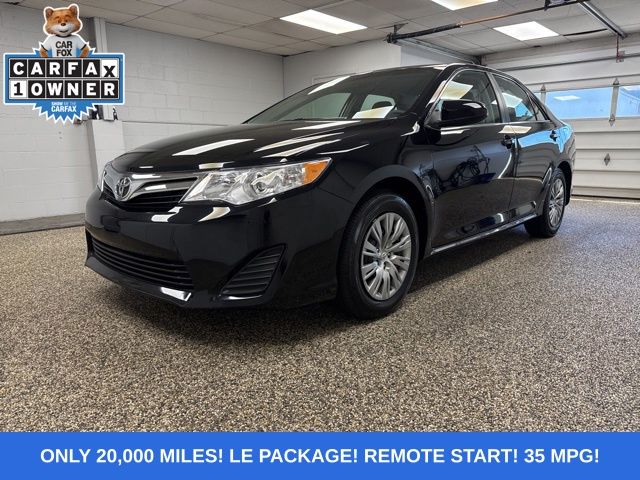 2014 Toyota Camry's photo