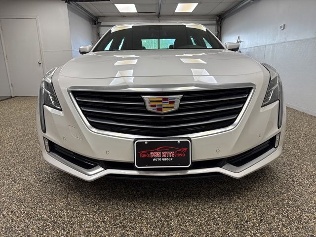 2016 Cadillac CT6 3.6L Luxury - Image 2