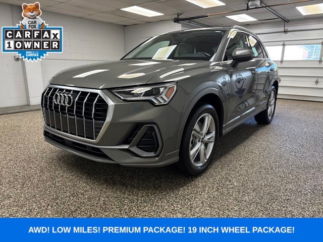 2024 Audi Q3 45 TFSI S Line Premium quattro's photo