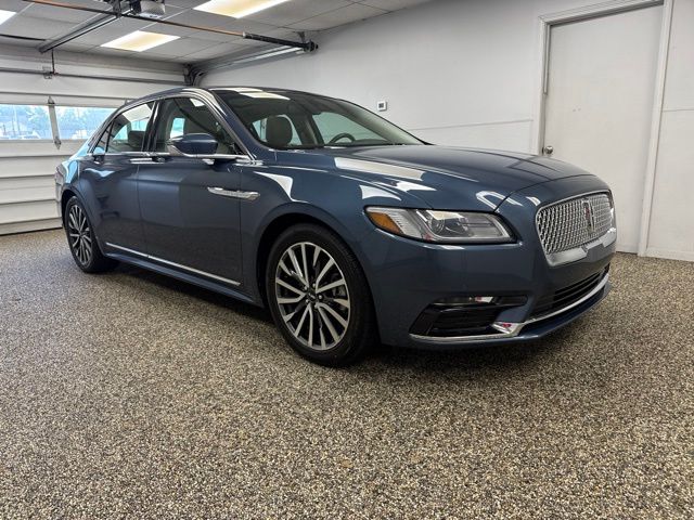 2019 Lincoln Continental Select - Image 3