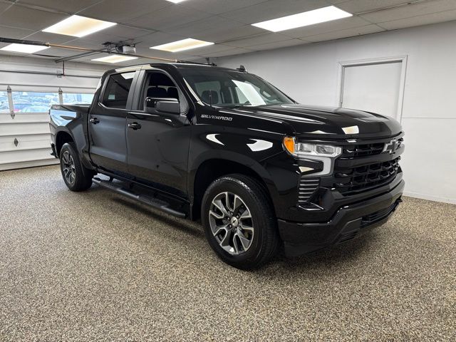 2025 Chevrolet Silverado 1500 RST - Image 3