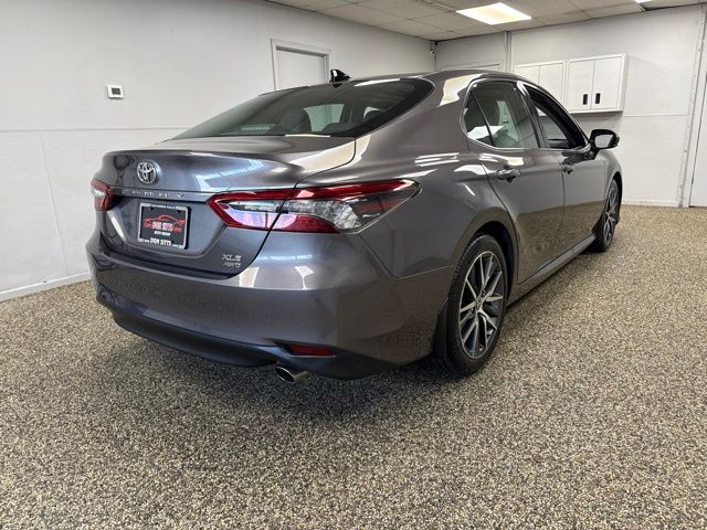 2023 Toyota Camry XLE - Image 4