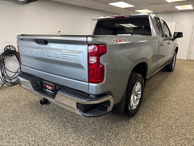 Photo 4 of 2026 Chevrolet Silverado 1500 LT