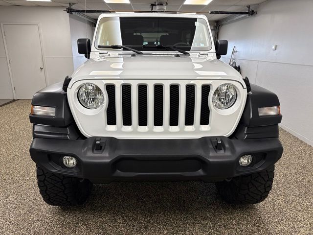 Photo 2 of 2023 Jeep Wrangler Sport S