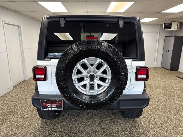 Photo 5 of 2023 Jeep Wrangler Sport S