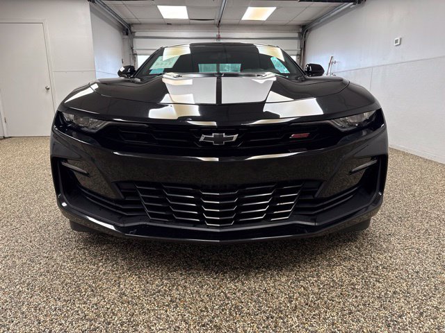 Photo 2 of 2021 Chevrolet Camaro SS