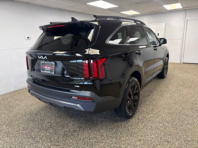 Photo 4 of 2023 Kia Sorento X-Line S