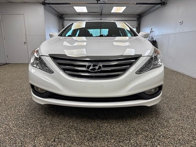 2014 Hyundai SONATA Limited - Image 2
