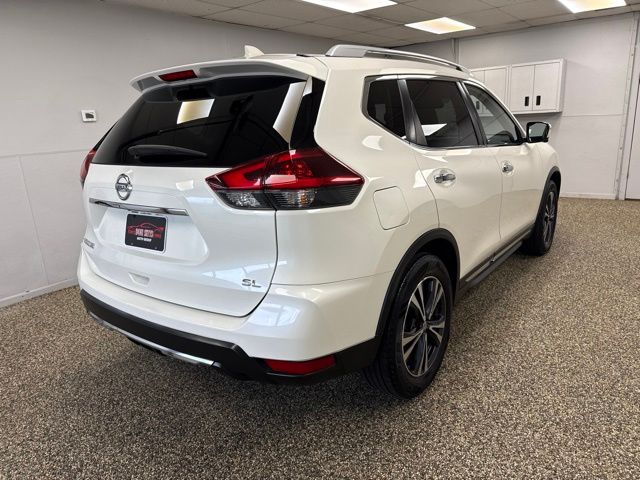 Photo 4 of 2018 Nissan Rogue SL