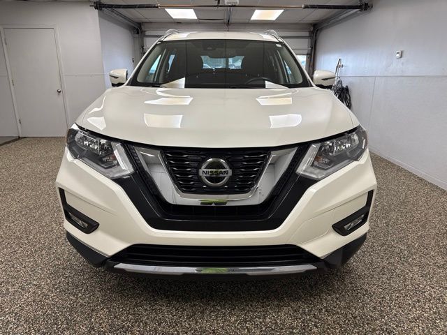 Photo 2 of 2018 Nissan Rogue SL