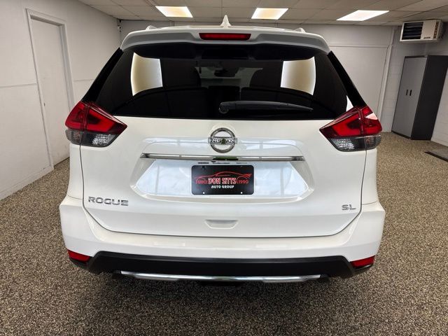Photo 5 of 2018 Nissan Rogue SL