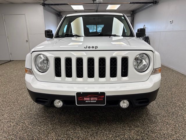 Photo 2 of 2014 Jeep Patriot Sport