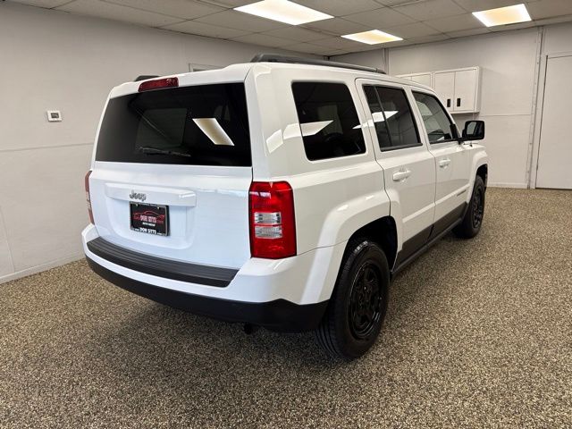 Photo 4 of 2014 Jeep Patriot Sport