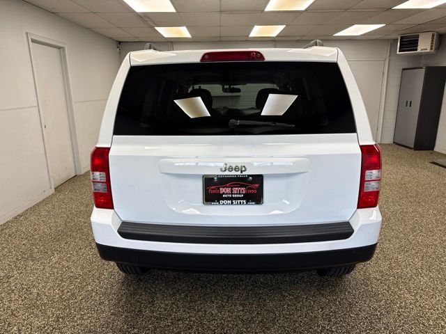 Photo 5 of 2014 Jeep Patriot Sport