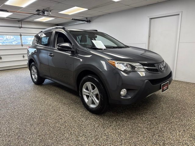 2014 Toyota RAV4 XLE - Image 3
