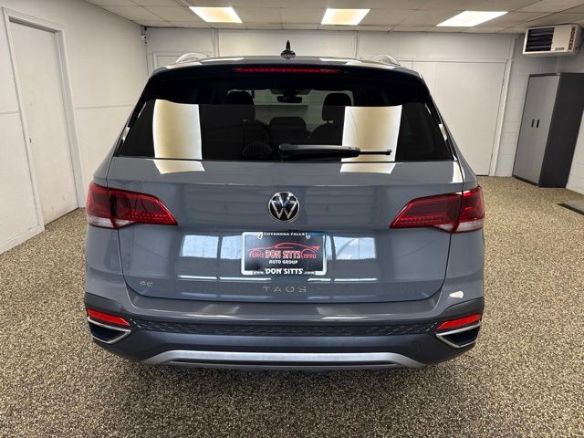 Photo 5 of 2023 Volkswagen Taos SE