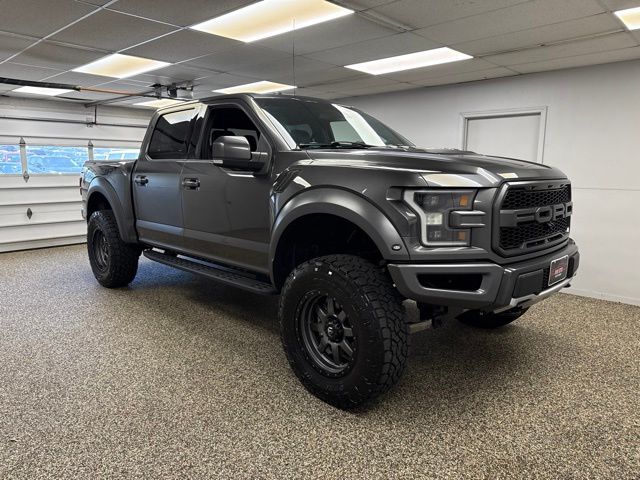 2017 Ford F-150 Raptor - Image 3