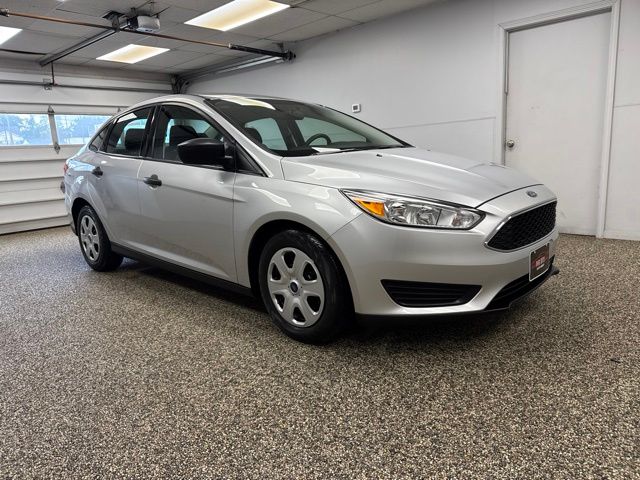 Photo 3 of 2017 Ford Focus S
