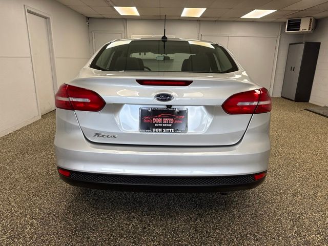 Photo 5 of 2017 Ford Focus S