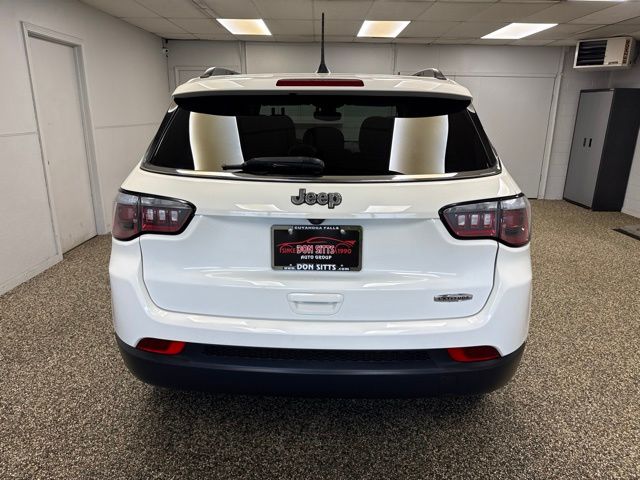 2019 Jeep Compass Latitude - Image 5